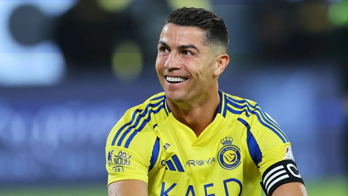 Ile zarabia Ronaldo w Arabii Saudyjskiej? Szokujące kwoty i kontrakty! Ile zarabia Ronaldo w Arabii Saudyjskiej? Szokujące kwoty i kontrakty!